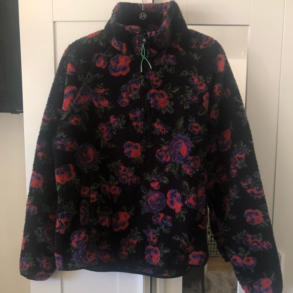 Roses Sherpa Pullover UO size M men’s